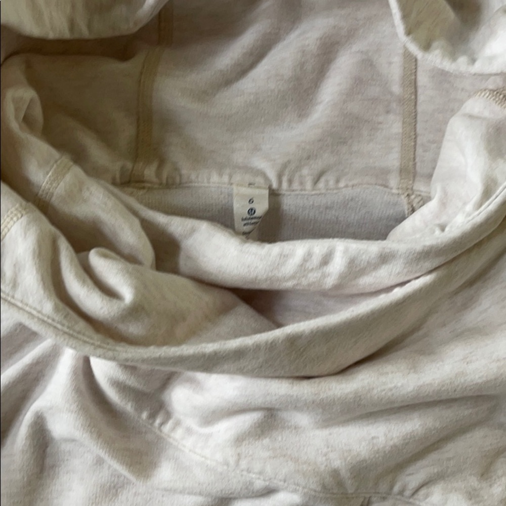 Lululemon jacket - Picture 4 of 6